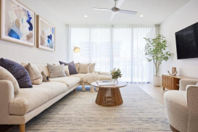 Village 305, Surfers Paradise